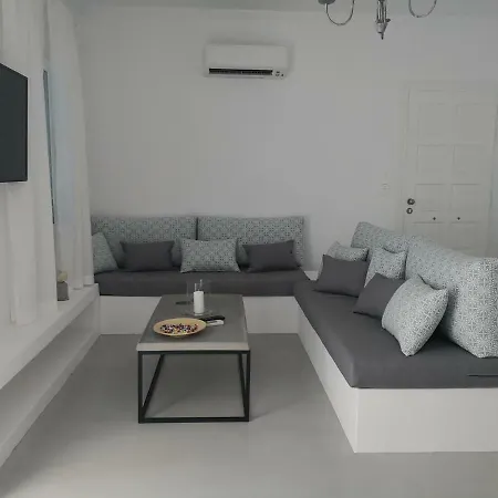 Livadia Paros
